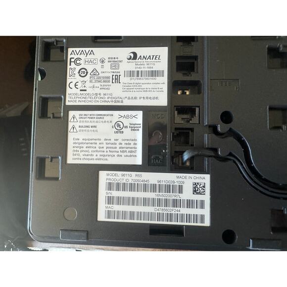 LOT of 5 Avaya 9611G 8-Line 24-Button VoIP Gigabit Display Desk Phone w/ Stands - Picture 2 of 8